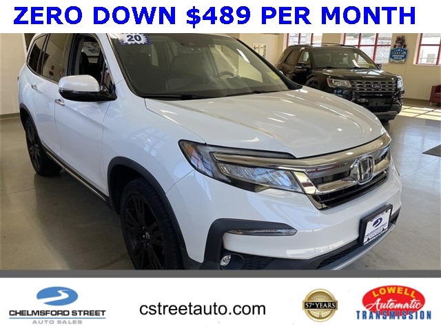 2020 Honda Pilot Touring w/Rear Captain's Chairs AWD