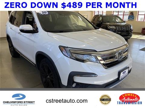 2020 Honda Pilot Touring w/Rear Captain's Chairs AWD