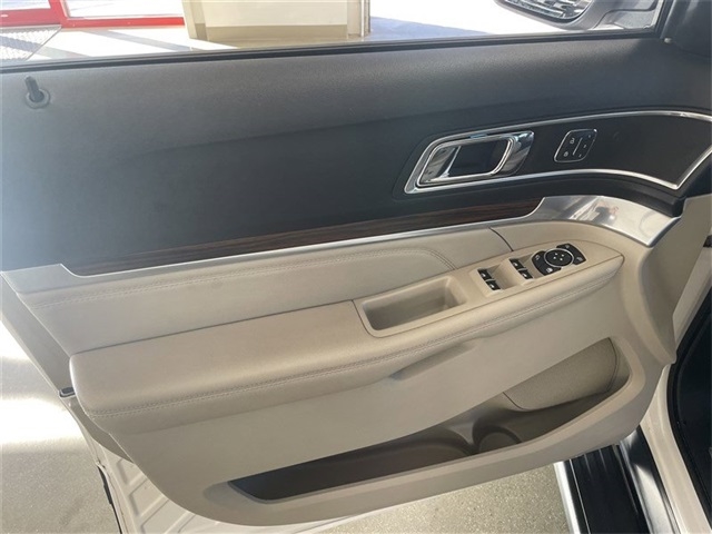 Ford Explorer Limited 4WD 2018