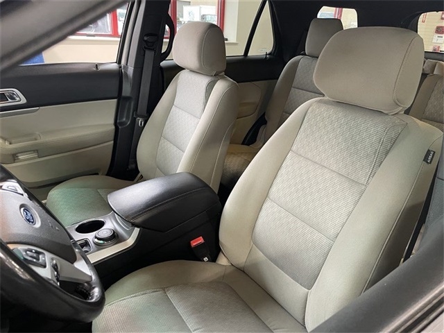 Ford Explorer XLT 4WD 2014