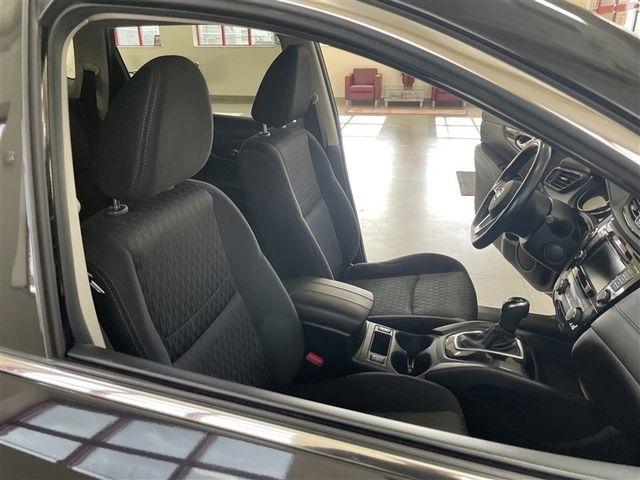 Nissan Rogue SV 2WD 2018