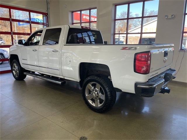 Chevrolet Silverado 2500HD LTZ Crew Cab 4WD 2015