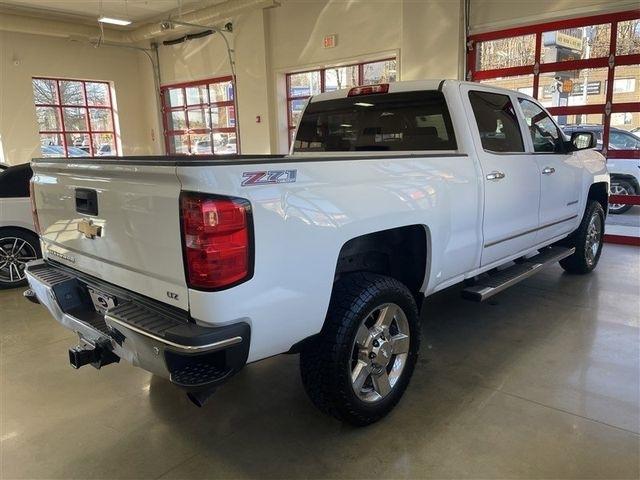 Chevrolet Silverado 2500HD LTZ Crew Cab 4WD 2015