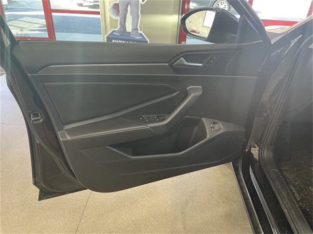 Volkswagen Jetta SE 2023