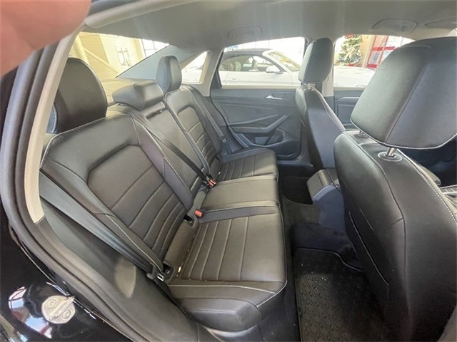 Volkswagen Jetta SE 2023