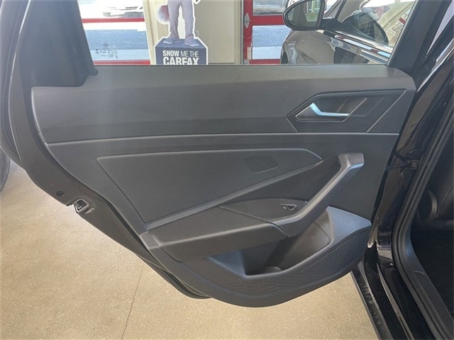 Volkswagen Jetta SE 2023