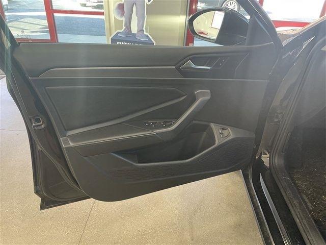 Volkswagen Jetta SE 2023