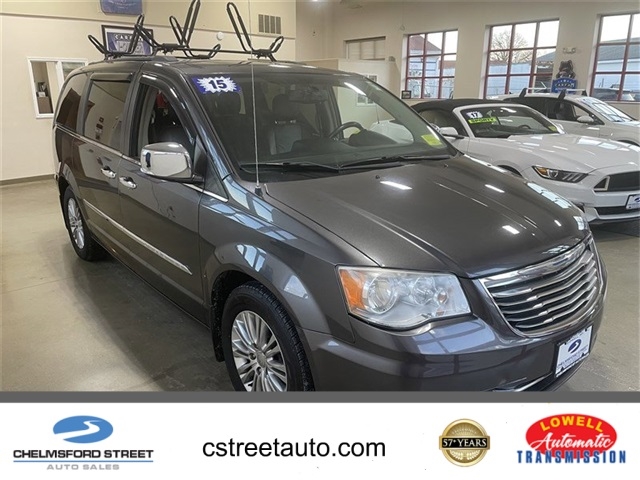 2015 Chrysler Town & Country Touring-L
