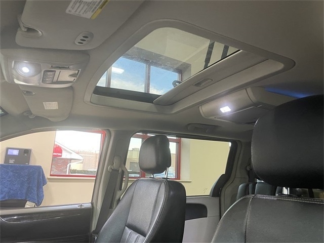 Chrysler Town & Country Touring-L 2015