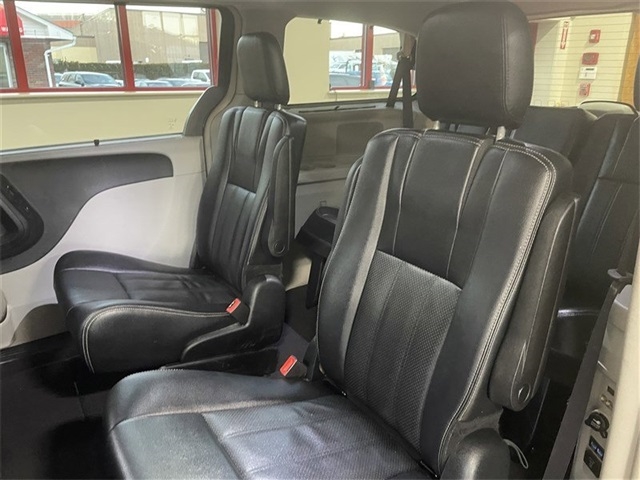 Chrysler Town & Country Touring-L 2015