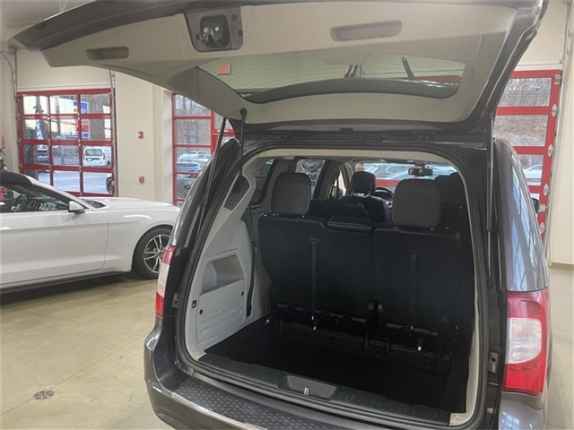 Chrysler Town & Country Touring-L 2015