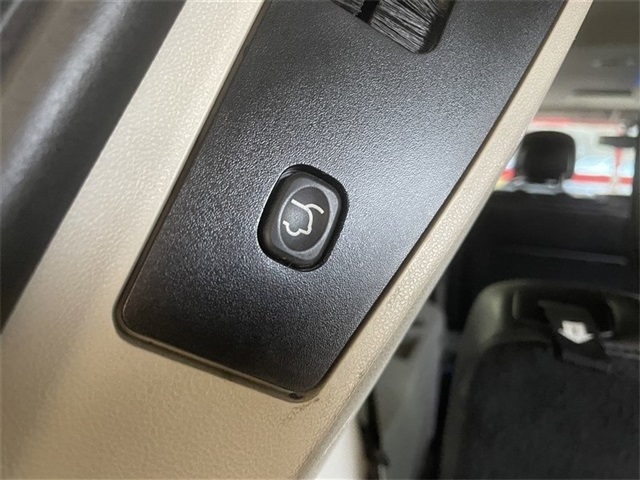 Chrysler Town & Country Touring-L 2015