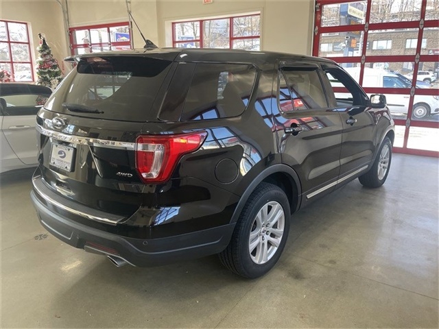 Ford Explorer XLT 4WD 2018