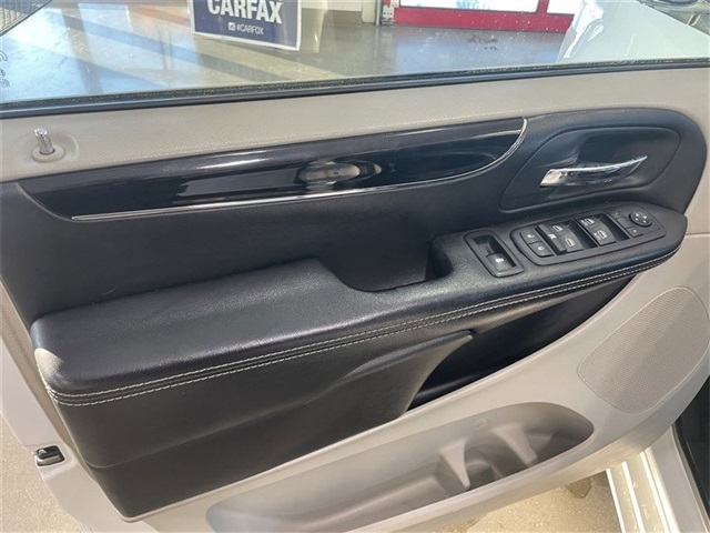 Dodge Grand Caravan SXT 2017