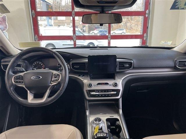 Ford Explorer XLT AWD 2021