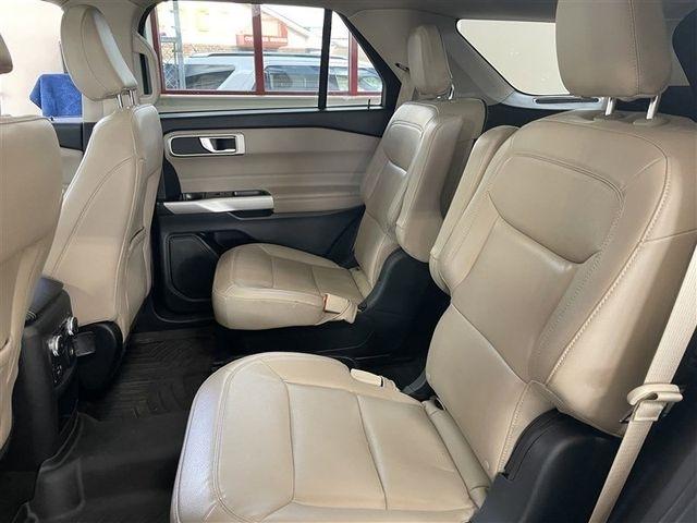 Ford Explorer XLT AWD 2021