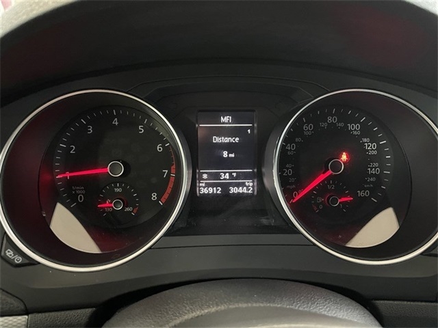 Volkswagen Jetta 1.4T SE 6A 2017