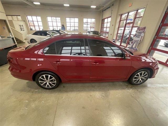 Volkswagen Jetta 1.4T SE 6A 2017