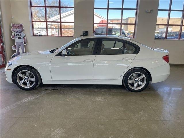 BMW 3-Series 320i xDrive 2015