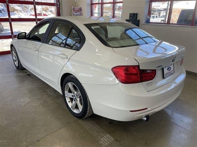 BMW 3-Series 320i xDrive 2015