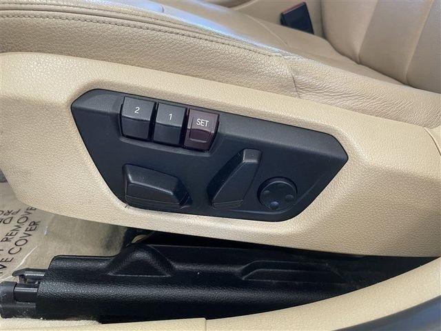 BMW 3-Series 320i xDrive 2015