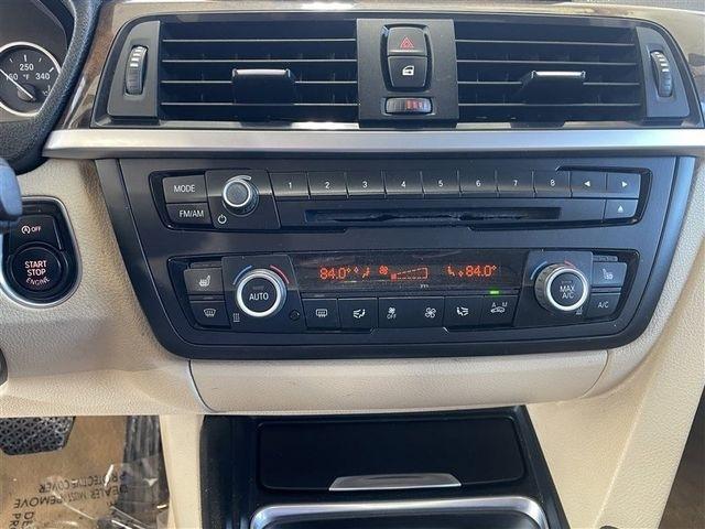 BMW 3-Series 320i xDrive 2015