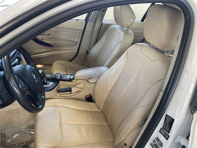 BMW 3-Series 320i xDrive 2015