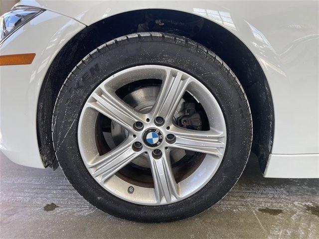 BMW 3-Series 320i xDrive 2015