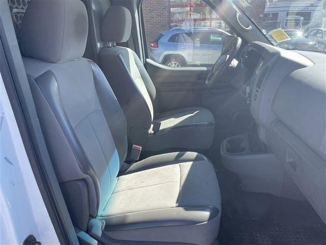 Nissan NV Cargo 1500 S 2016