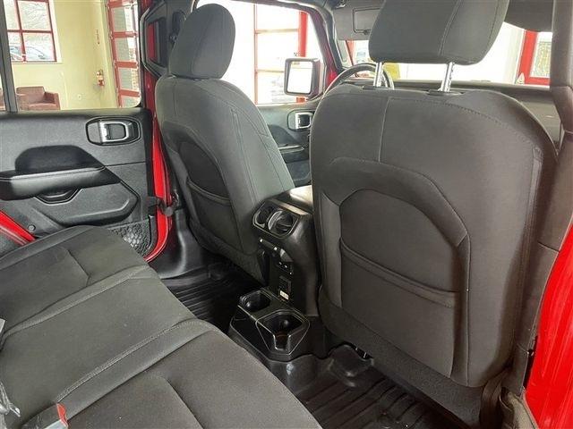 Jeep Wrangler Unlimited Sahara 2018