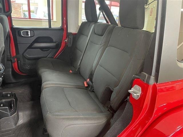 Jeep Wrangler Unlimited Sahara 2018