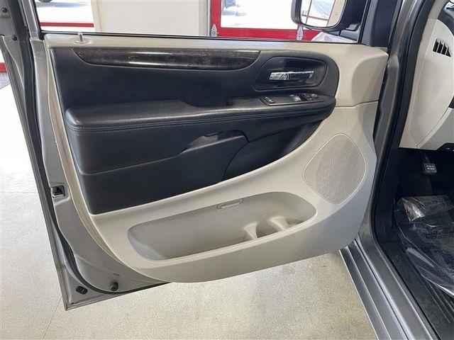 Dodge Grand Caravan SE 2017