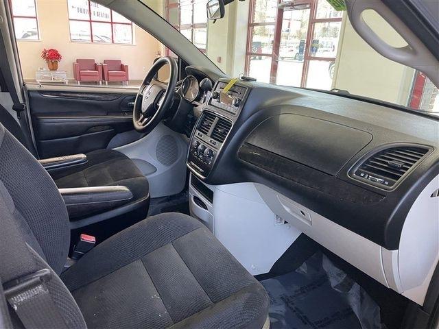 Dodge Grand Caravan SE 2017