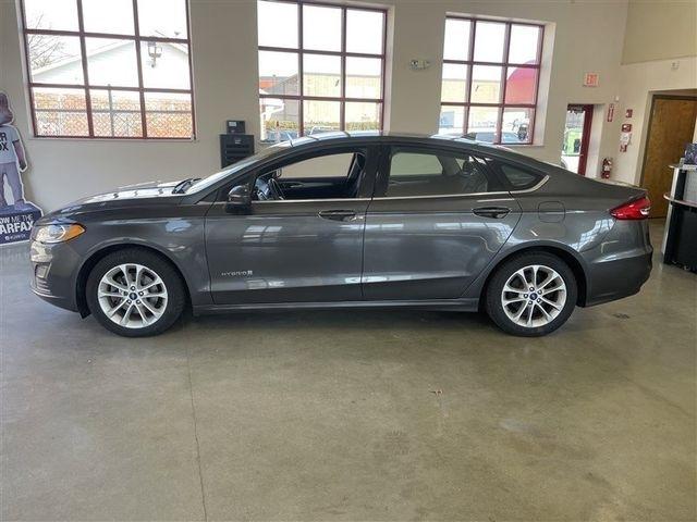 Ford Fusion Hybrid SE 2019