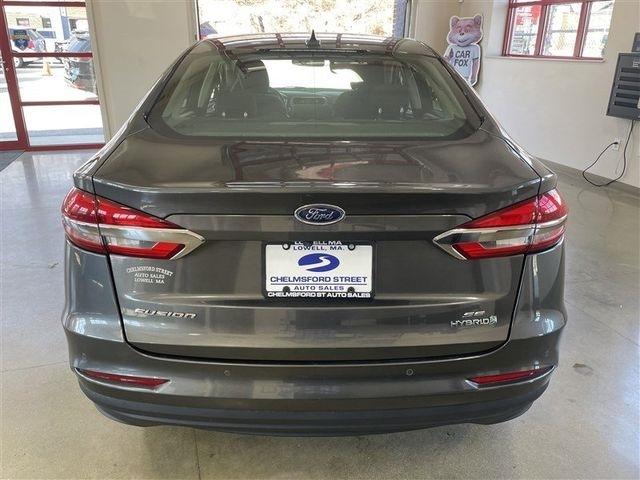 Ford Fusion Hybrid SE 2019