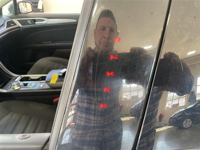 Ford Fusion Hybrid SE 2019