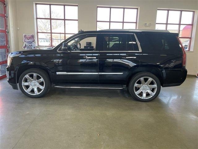 Cadillac Escalade Luxury 4WD 2020