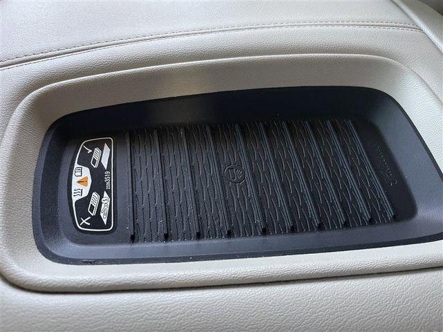 Cadillac Escalade Luxury 4WD 2020