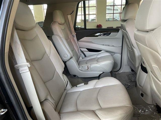 Cadillac Escalade Luxury 4WD 2020