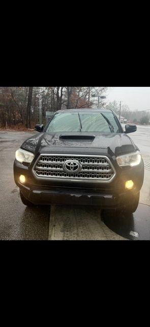 Toyota Tacoma SR5 Double Cab Long Bed V6 6AT 4WD 2017