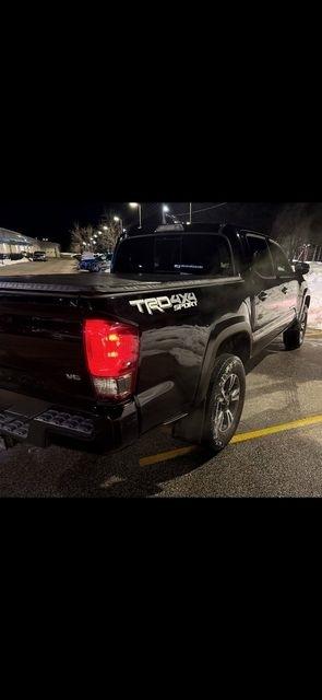 Toyota Tacoma SR5 Double Cab Long Bed V6 6AT 4WD 2017