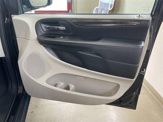 Dodge Grand Caravan SE 2017