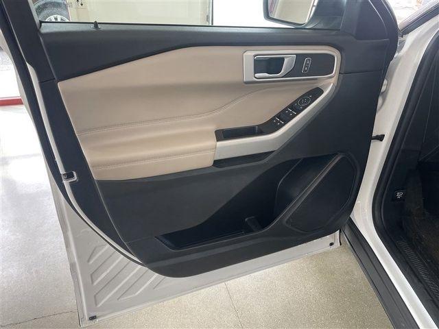 Ford Explorer XLT AWD 2022