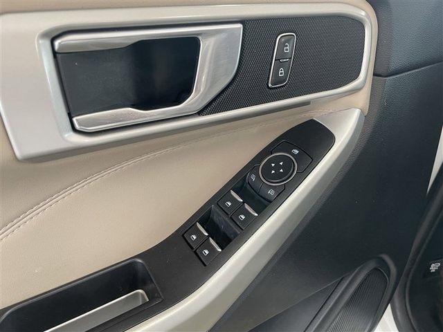 Ford Explorer XLT AWD 2022