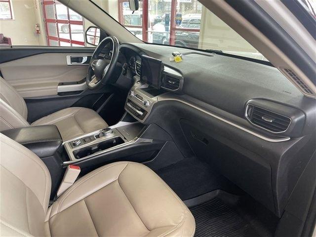 Ford Explorer XLT AWD 2022