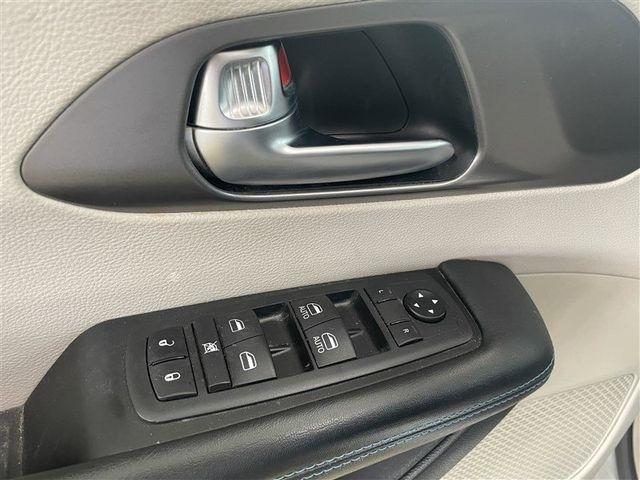 Chrysler Pacifica Touring Plus 2021