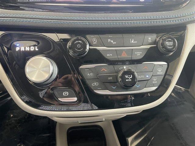 Chrysler Pacifica Touring Plus 2021