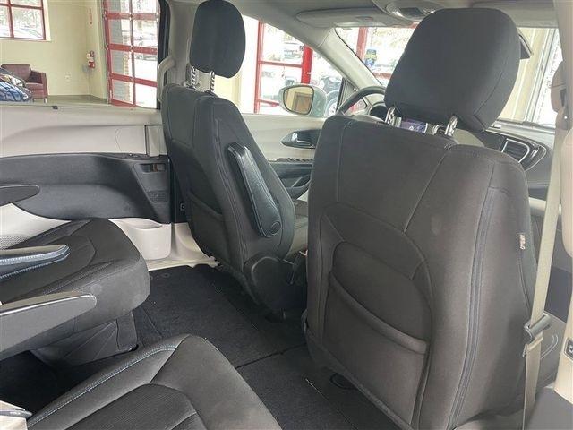 Chrysler Pacifica Touring Plus 2021