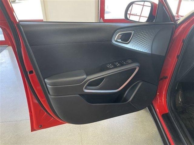 Kia Soul LX CVT 2023