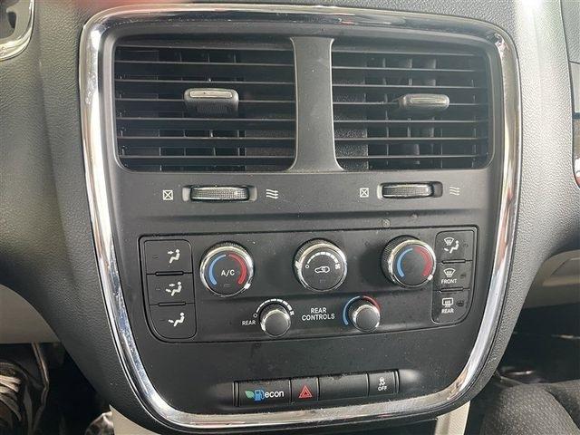 Dodge Grand Caravan SE 2017